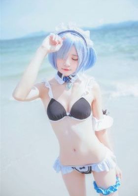撕开她的乳罩慢慢揉捏电影